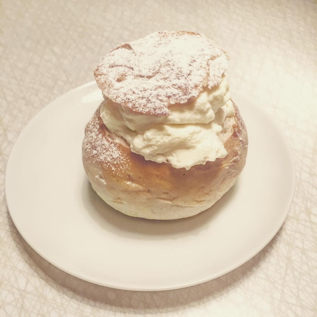 Måndagssemlan.