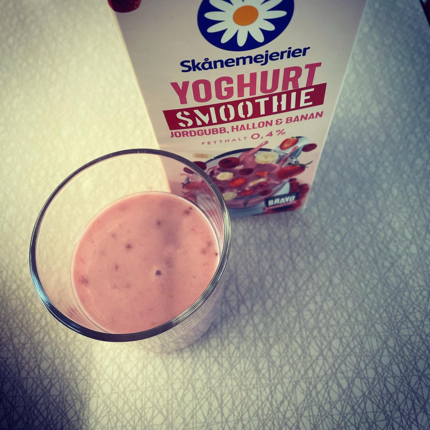 Hann få ett smakprov innan barnen tog allt. Gott! och